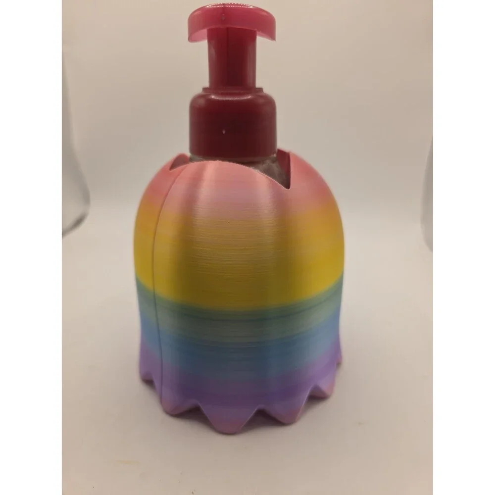 Rainbow Ghost Soap Dispenser – 3D Printed Gaming Bathroom Decor, Arcade Inspired